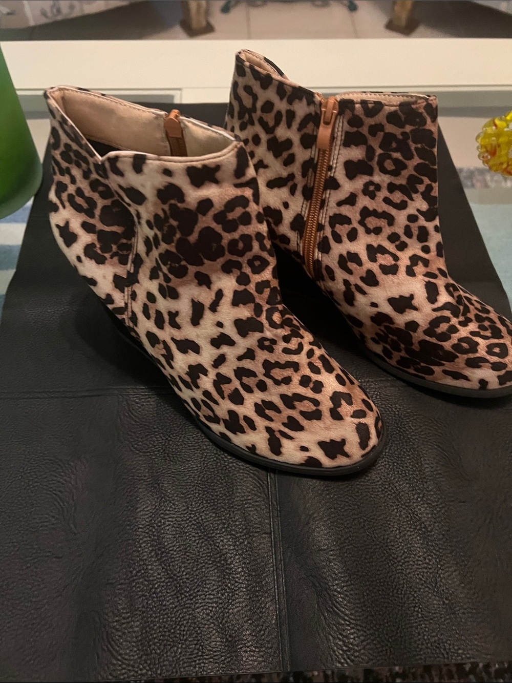 Source Unknown Leopard Print Ankle Booties in Tan and Black